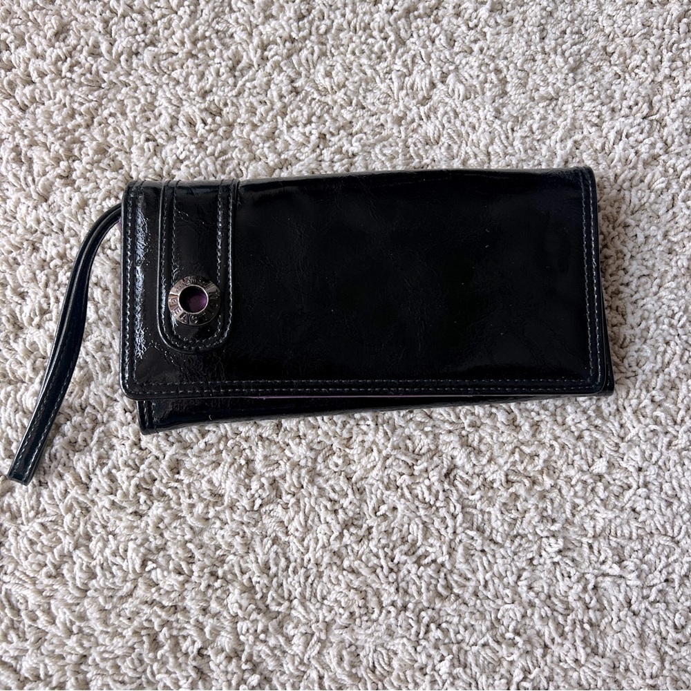 Kenneth Cole Reaction Wallet Wristlet Black Patent Leather M11